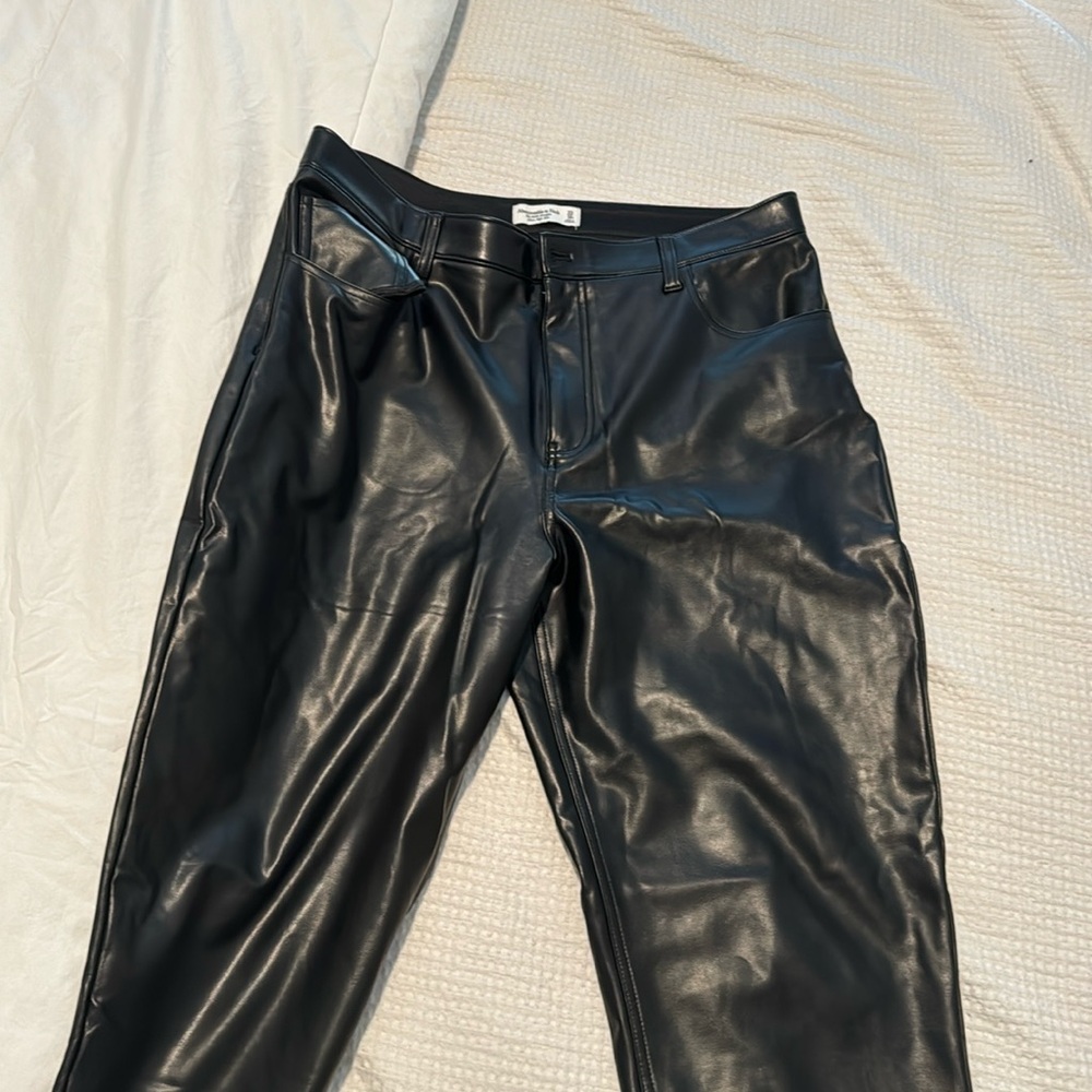 Abercrombie Ankle Straight Ultra High Rise Curve Love Leather Pant